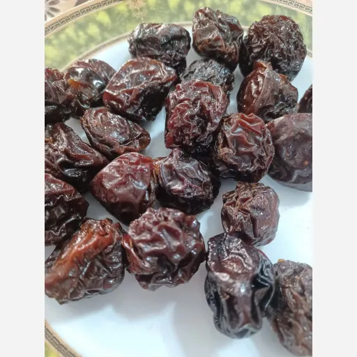 آلو سیاه شیرین تمیز وسالم 250گرمی