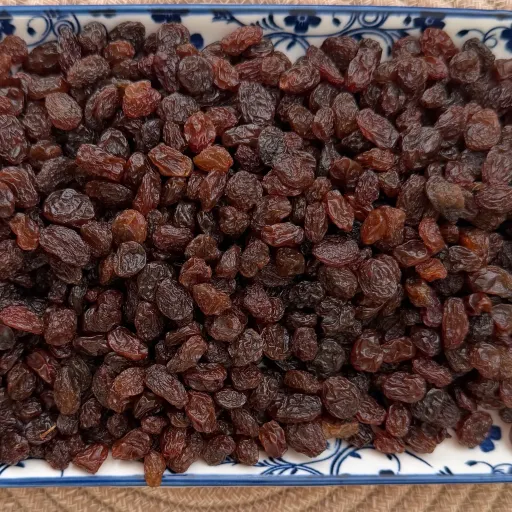 کشمش پلویی سیاه پارینا 500گرم
