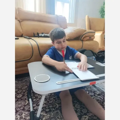 میزتحریر تاشو(60 در 40) ارتفاع 26cm صادراتی مشکی نوار و قطعات پلاستیکی سفید