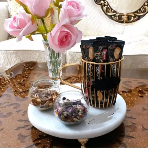 استند کافی طلایی لیوان کافی یا لیوان نسکافهcoffe