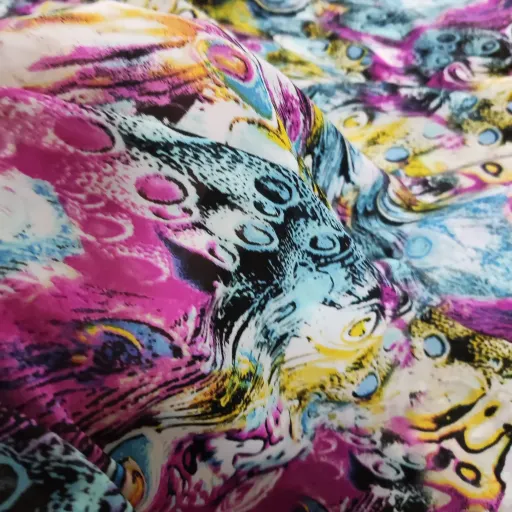 شال کرپ حریر اعلا دیجیتال طاووس طرح آبرنگ