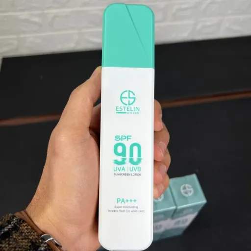 لوسیون ضدآفتاب استلین SPF90 مرطوب کننده و آبرسان  