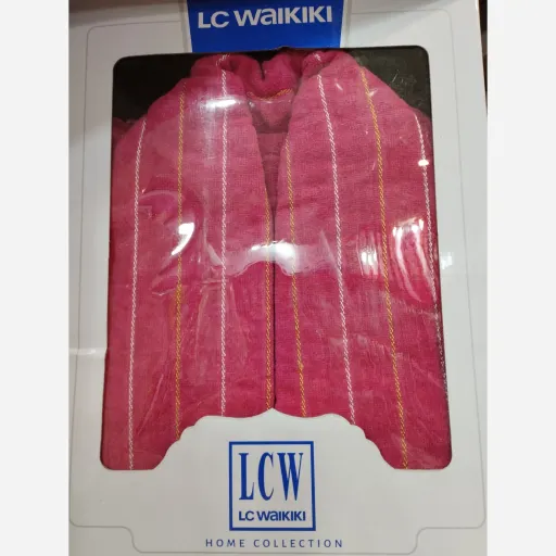 حوله پالتویی لارج LCW کیفیت عالی رنگ سرخابی