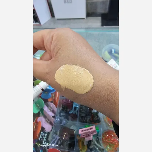 کانسیلر میس استار شماره c02