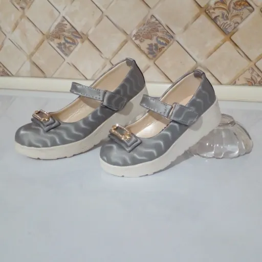 کفش دخترانه مجلسی و روز مره مدل پتینه موجی جدید(ارسال رایگان ) سایز 35