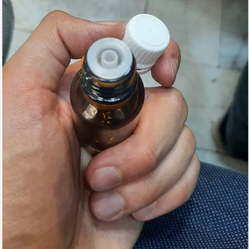 قطره چکان شیشه ای 