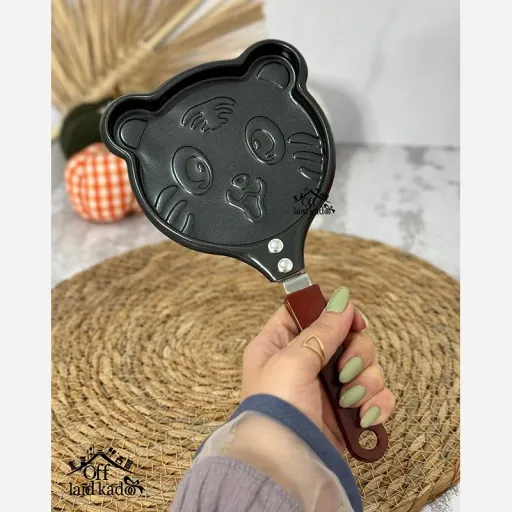 تابه پنکیک و تخم مرغ طرح فانتزی طرح پاندا