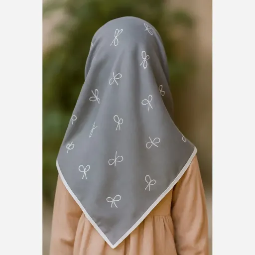 روسری نخی طرحدار سایز 85x85 تک رنگ لاکچری اسکارف
