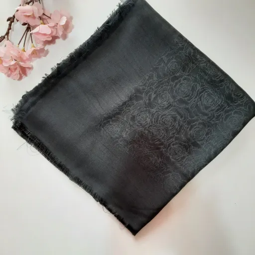 روسری ژاکارد ابریشم رنگ نوک مدادی قواره 120 کدM03