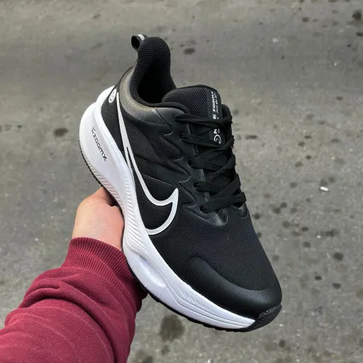 کفش کتانی نایک زوم ایکس طرح لبخند Nike zoom X سایز 42