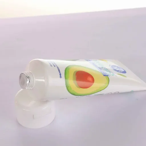  کرم مرطوب کننده و آبرسان دست و صورت ام جی تک مدل آووکادو مناسب پوست های خشک و معمولی حجم 75 میلی لیتر مجموعه 2 عددی