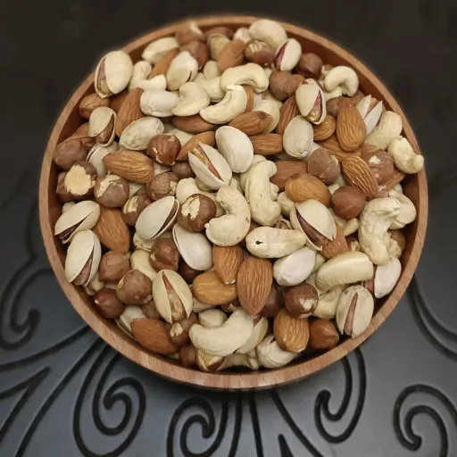 آجیل چهار مغز (چهارمغز)خام با کیفیت عالی  تازه نیم کیلویی آجیل و خشکبار مهران 