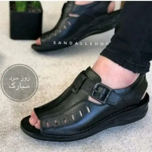 صندل مردانه چرم طبیعی با زیره طبی نرم تولید شرکت نگین تبریز رنگ مشکی باارسال رایگان سایز و رنگ قهوه‌ایی43