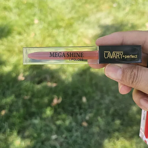 تینت لب لاواری شماره T02