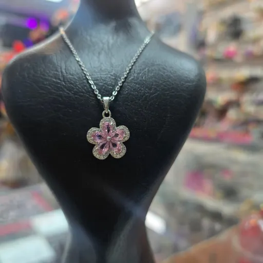 گردنبند جواهری طرح گل
