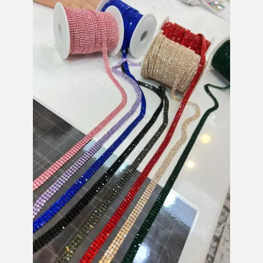 نگین متری سه رج  رنگ مشکی