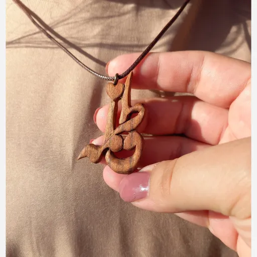 گردنبند چوبی سفارشی اسم 