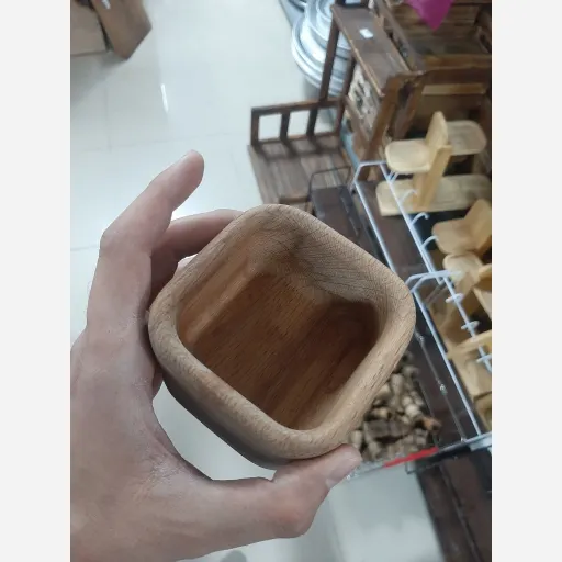کاسه چوبی مربع 