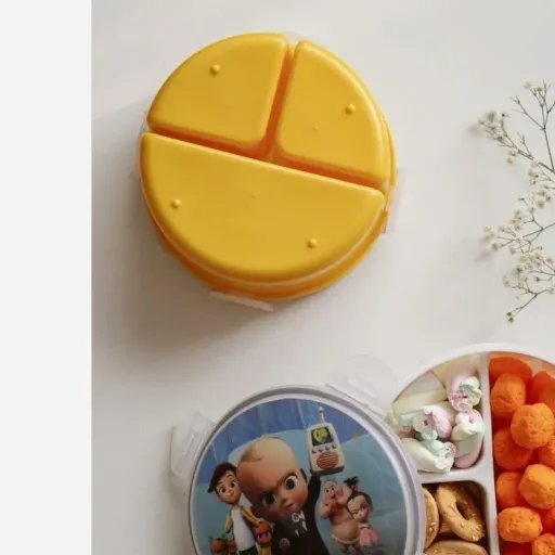 ظرف غذای 3خانه درب دار سوپاپ دار تنقلات و... قابل استفاده درماکروویو (سوپاپ دار) ظرف غذای کودک  انتخاب رنگ صورتی