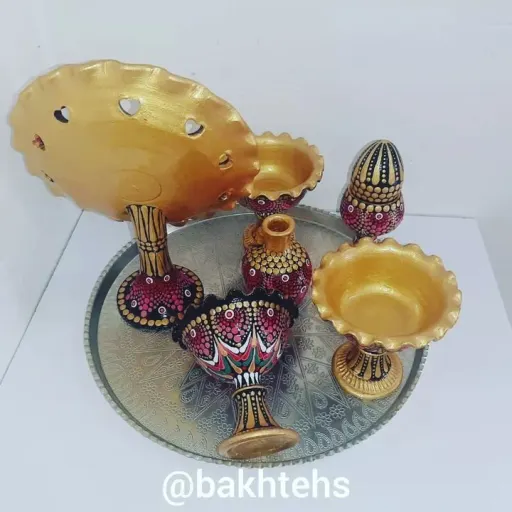 هفتسین سفالی نقطه کوبی شده
