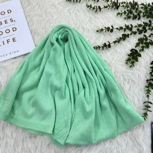 شال بافت ساده زنانه قواره بزرگ 200x65 سانتیمتر بدون آبرفت و رنگ رفت گزینه ها نارنجی