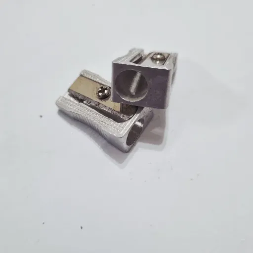 مداد تراش تمام فلزی 