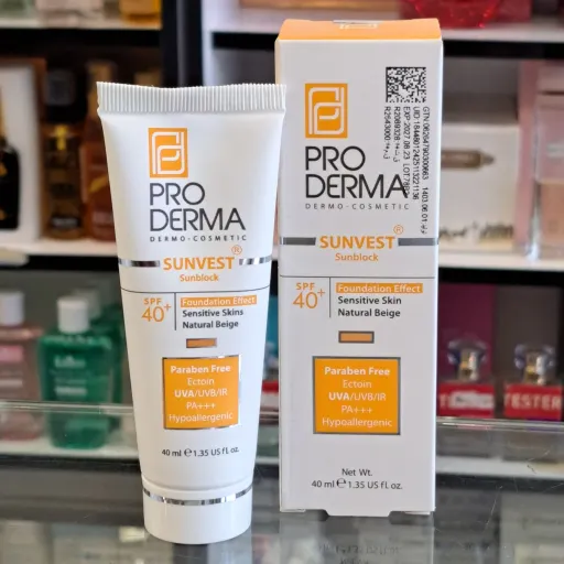 کرم ضدآفتاب رنگی بژ طبیعی پوست حساس SPF40 پرودرما
