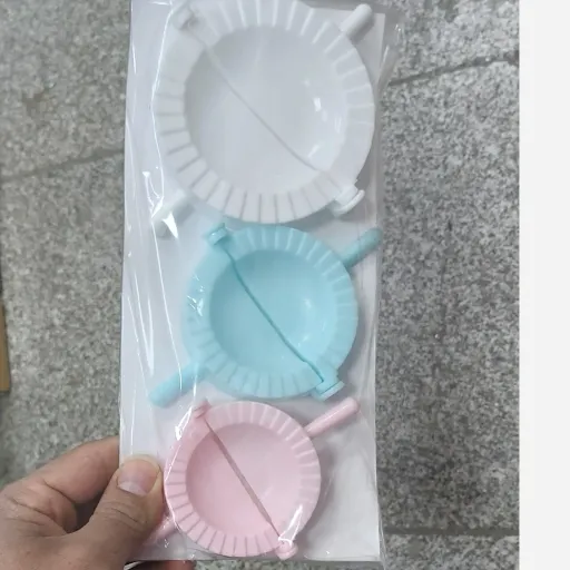 قالب پیراشکی 3 عددی قطر 10cm،8cm ،6cm رنگ سفید آبی صورتی(باهم)