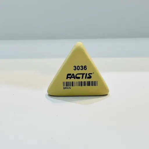 پاکن مثلثی کوچک FACTIS مدل 3036 در مداد قرمز