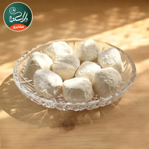کشک خشک بزی گوسفندی عشایری خالص (پرچرب،کم نمک،تازه) وزن بسته بندی 1000 گرمی