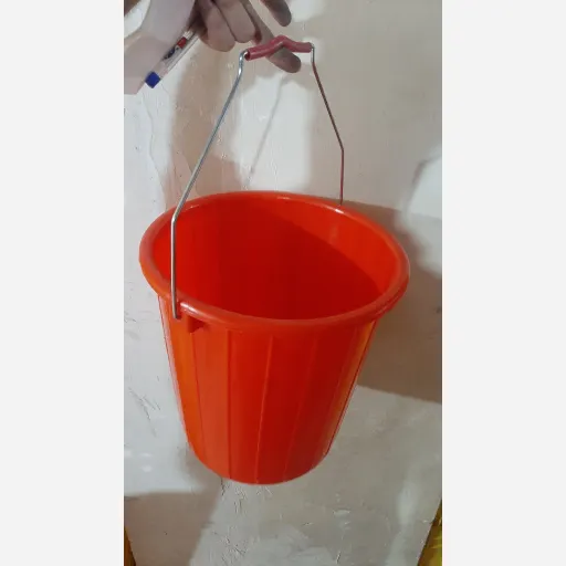 سطل دسته دار