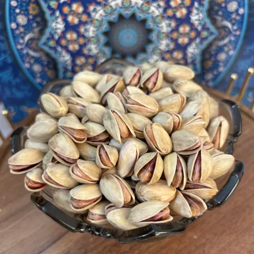 پسته خام عباسعلی