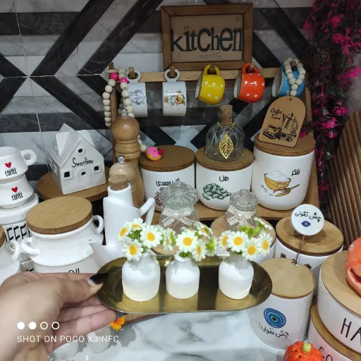 گل وگلدان مینیمال بابونه ترند وزیبا 