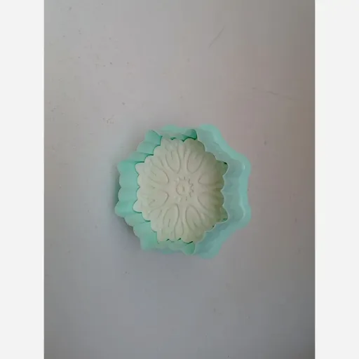 کاتر فشاری طرح گل 