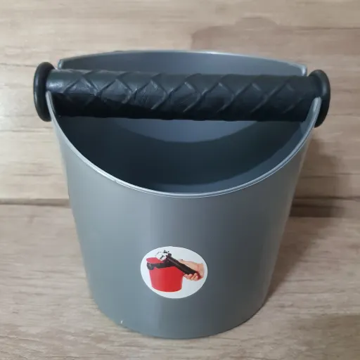 ناک باکس قهوه رنگی طوسی براق ،سایز یک ونیم کیلویی ،دسته متحرک،سطل قهوه طرح گتر