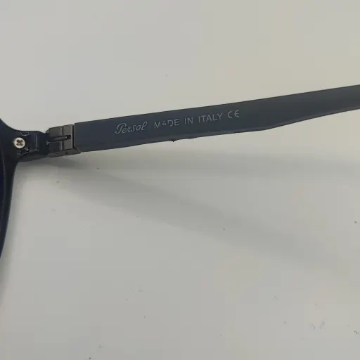 عینک آفتابی پرسول شیشه سنگ persol  ایتالیا دسته فنر دارای آنتی رفلکس کد 8713 رنگ مشکی مات