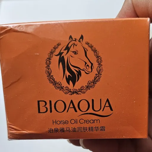 کرم مرطوب کننده روغن اسب بیوآکوا کرم اورجینال روغن اسب بیواکوا
