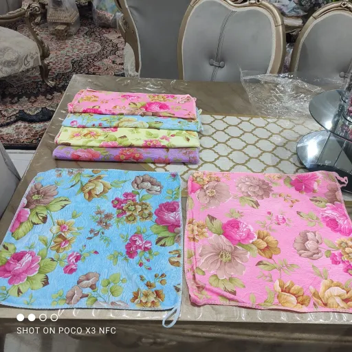دستمال حوله ی گلدار