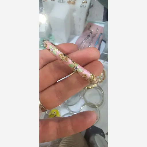 النگو زیبای میناکاری،شکیل و خاص،حتما موجودی بگیر