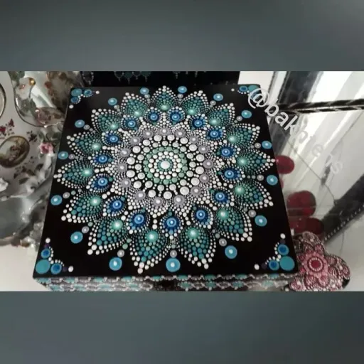 جعبه چوبی نقطه کوبی شده کد 6