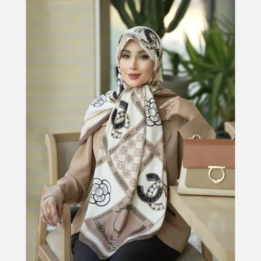روسری ابریشم توییل پازل گل شنل