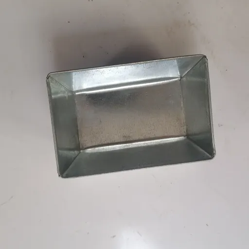قالب گالوانیزه کیک مدرسه 7.5 در 11 سانت ارتفاع 5 سانت 