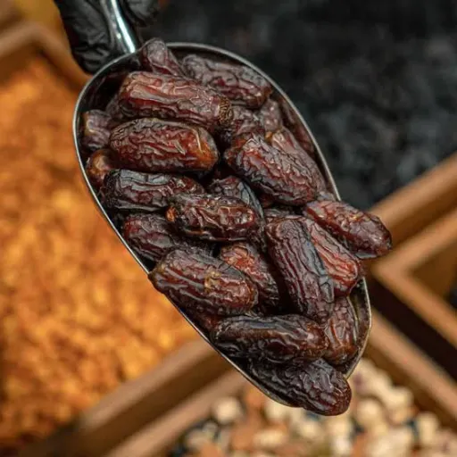 خرما پیارم اعلا 200 گرمی 