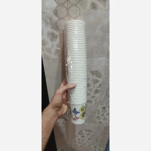 لیوان یکبار مصرف کاغذی 