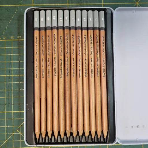 ست 12 عددی مداد طراحی گرافیت Expression Graphite برونزیل Bruynzeel - HOLLAND